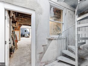 1152 S 15TH Street, Philadelphia PA 19146