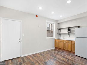 1152 S 15TH Street, Philadelphia PA 19146