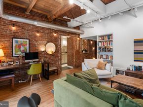 301 Race Street C002, Philadelphia PA 19106