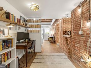 301 Race Street C002, Philadelphia PA 19106