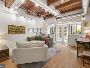 301 Race Street C002, Philadelphia PA 19106