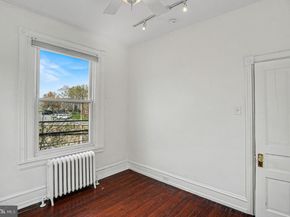 894 N 25TH Street, Philadelphia PA 19130