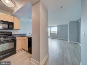 800 4TH Street SW N703, Washington DC 20024