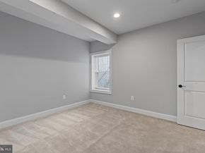 7606 Leonard Drive, Falls Church VA 22043