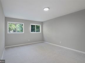 49 Skyhill Road 201, Alexandria VA 22314