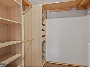 49 Skyhill Road 201, Alexandria VA 22314