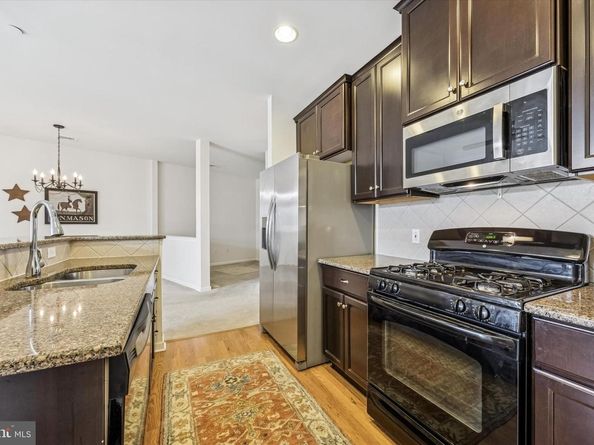 427 Carson Terrace, Huntingdon Valley PA 19006