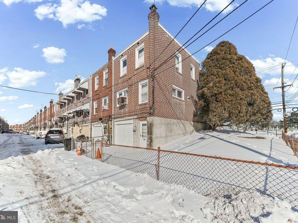 1300 Wycombe Avenue, Darby PA 19023