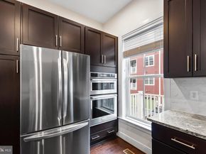 1417 Van Valkenburgh Lane, Alexandria VA 22301