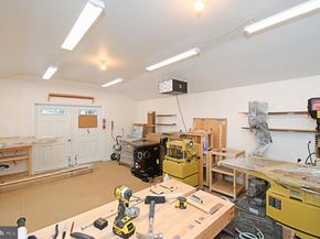 555 Saratoga Road, King Of Prussia PA 19406