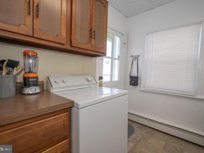 206 E Hinckley Avenue, Ridley Park PA 19078