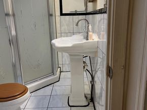 7302 Sherwood Road, Philadelphia PA 19151