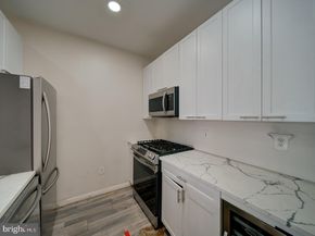 4850 Eisenhower Avenue 218, Alexandria VA 22304