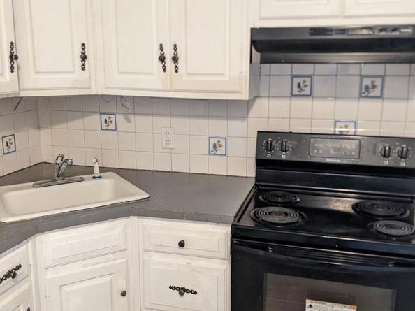 7265 Calvin Road, Upper Darby PA 19082