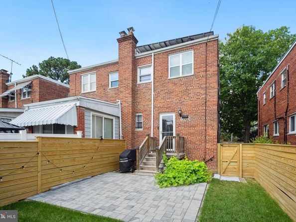 7524 Eastern Avenue NW, Washington DC 20012
