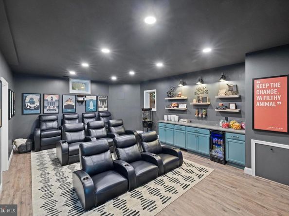 7054 Idylwood Road, Falls Church VA 22043