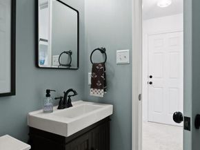 7054 Idylwood Road, Falls Church VA 22043