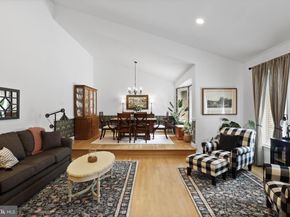 7054 Idylwood Road, Falls Church VA 22043
