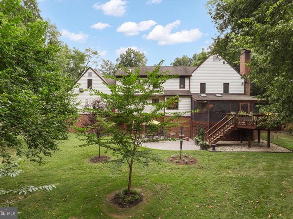 7054 Idylwood Road, Falls Church VA 22043
