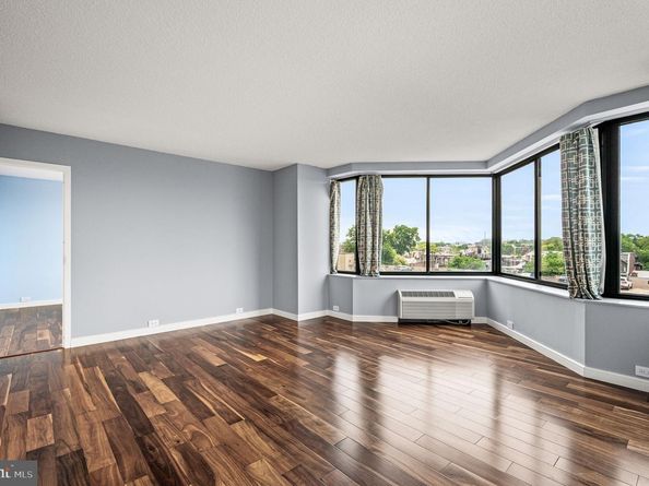 2001 Hamilton Street 809, Philadelphia PA 19130