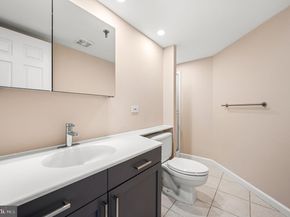 2001 Hamilton Street 809, Philadelphia PA 19130