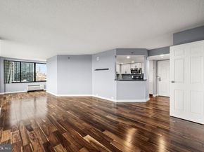 2001 Hamilton Street 809, Philadelphia PA 19130