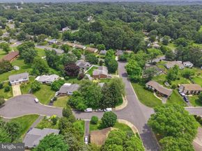 702 Williamsburg Road, Sterling VA 20164