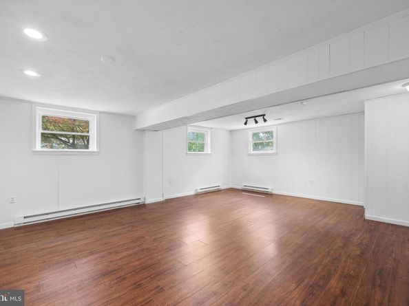 702 Williamsburg Road, Sterling VA 20164