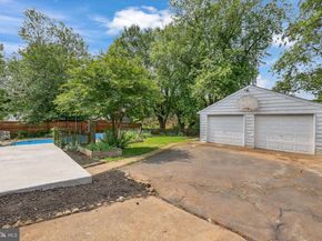 702 Williamsburg Road, Sterling VA 20164