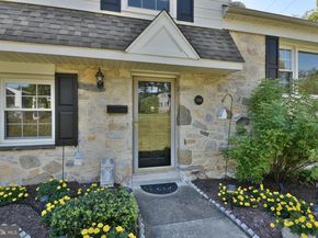 2106 Carolton Way, Flourtown PA 19031