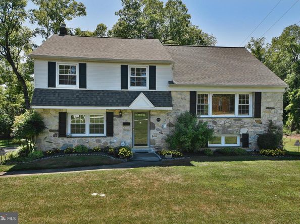2106 Carolton Way, Flourtown PA 19031