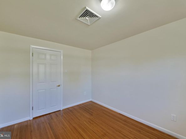 2106 Carolton Way, Flourtown PA 19031