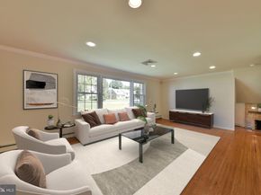 2106 Carolton Way, Flourtown PA 19031