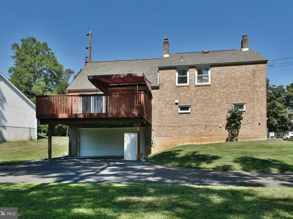2106 Carolton Way, Flourtown PA 19031