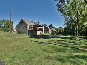 2106 Carolton Way, Flourtown PA 19031