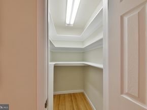 2106 Carolton Way, Flourtown PA 19031