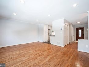 6065 Hardwick Place, Falls Church VA 22041