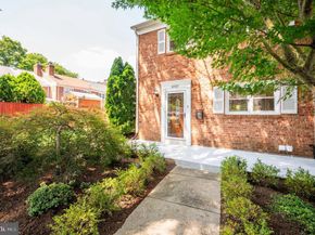 6065 Hardwick Place, Falls Church VA 22041