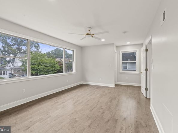 734 Concord Avenue, Drexel Hill PA 19026