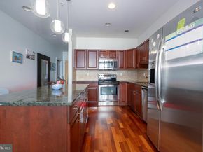 901 N Penn Street F2007, Philadelphia PA 19123