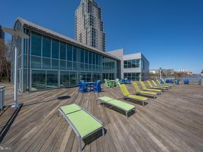 901 N Penn Street F2007, Philadelphia PA 19123
