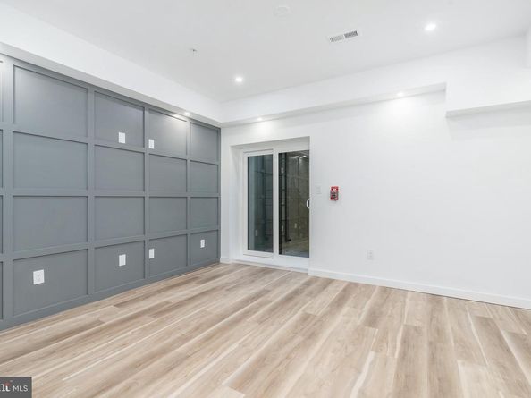 1527 Ogden Street 1, Philadelphia PA 19130