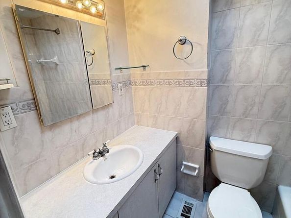 3183 S 20TH Street, Philadelphia PA 19145