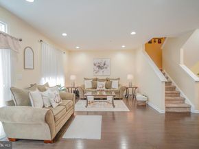 28130 Hickory Lane, Langhorne PA 19047