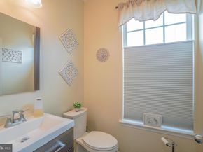 28130 Hickory Lane, Langhorne PA 19047
