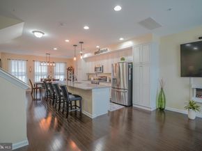 28130 Hickory Lane, Langhorne PA 19047