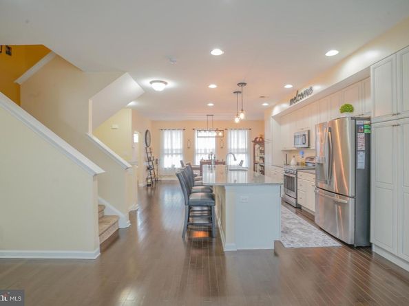 28130 Hickory Lane, Langhorne PA 19047