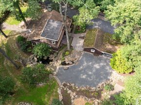 2942 Windy Bush Road, Newtown PA 18940
