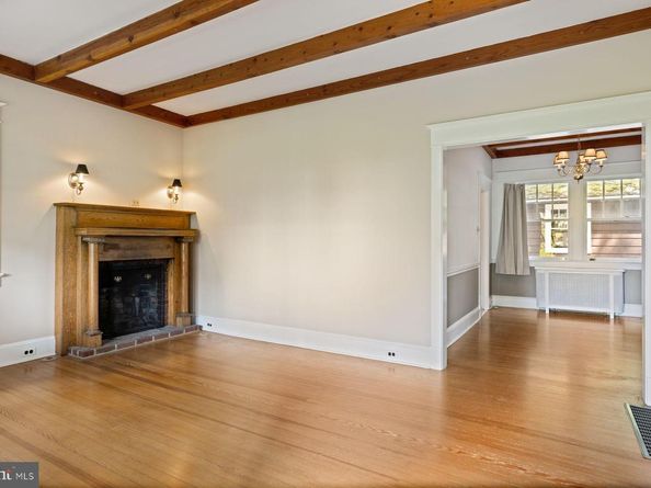 2942 Windy Bush Road, Newtown PA 18940