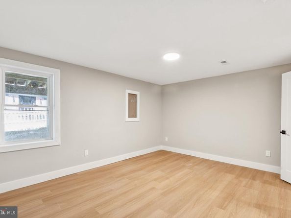 3118 Miller Heights Road, Oakton VA 22124